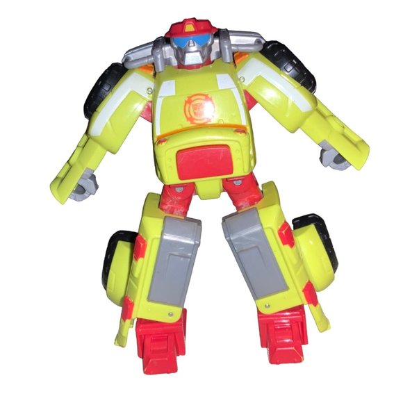 Hasbro Heroes Transformers Rescue Bots Heatwave the Fire-Bot Action Figure - Picture 2 of 10